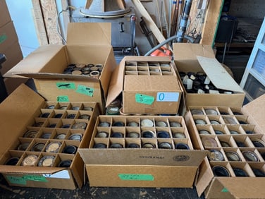 Large group of cylinder records