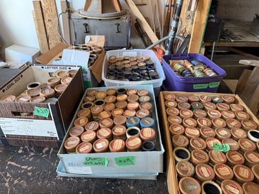 Large group of cylinder records