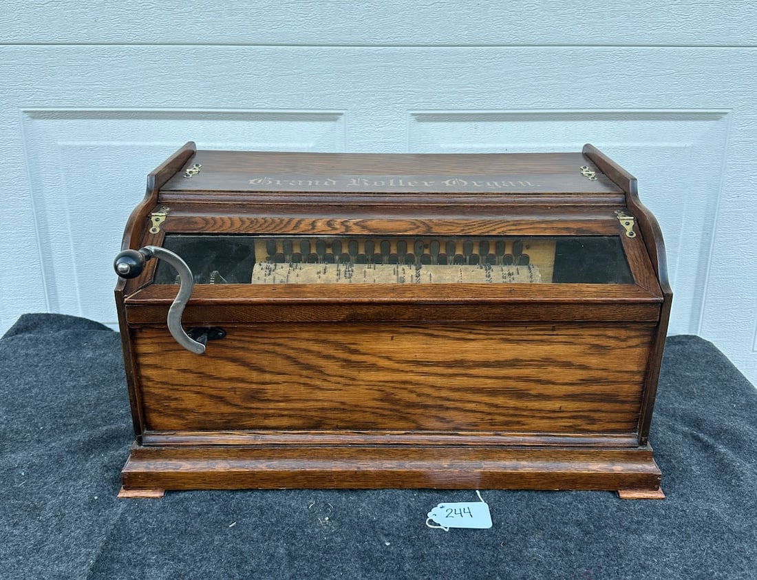 Grand Roller Organ (1 of 3)