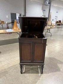 Edison CLT Edisonic Floor Model