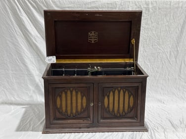 Radiola IV Model AR 880 Table Top Radio