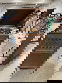 Edison S-19 Disc Floor Model Phonograph