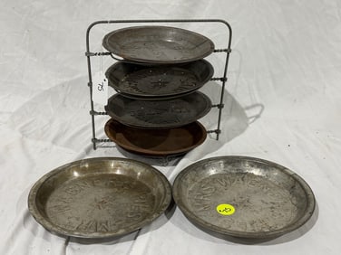 Pie Tin rack and plates