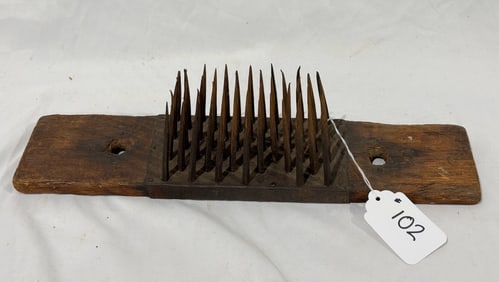 A hetchel or flax comb