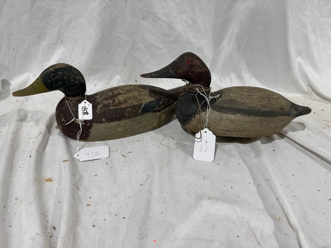 2 Carved & Painted Duck Decoys: Longest measures 17"