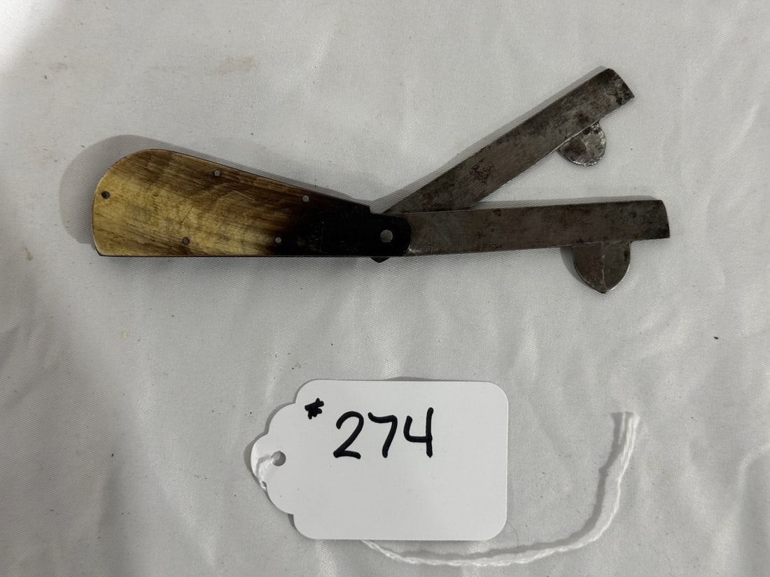 Antique 2-blade Fleam: A Blood-letting Device w/horn handle