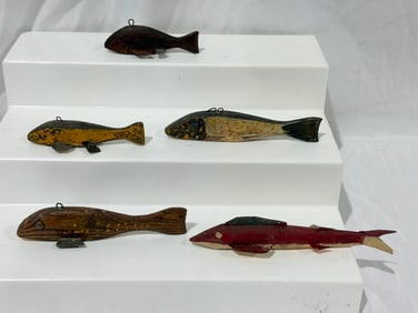 5 Carved Wooden Fishing Lures