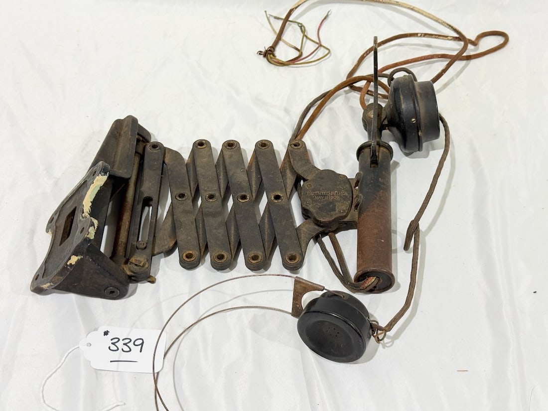 Antique Wall Mount Telephone: Patented 1909; complete w/headset
