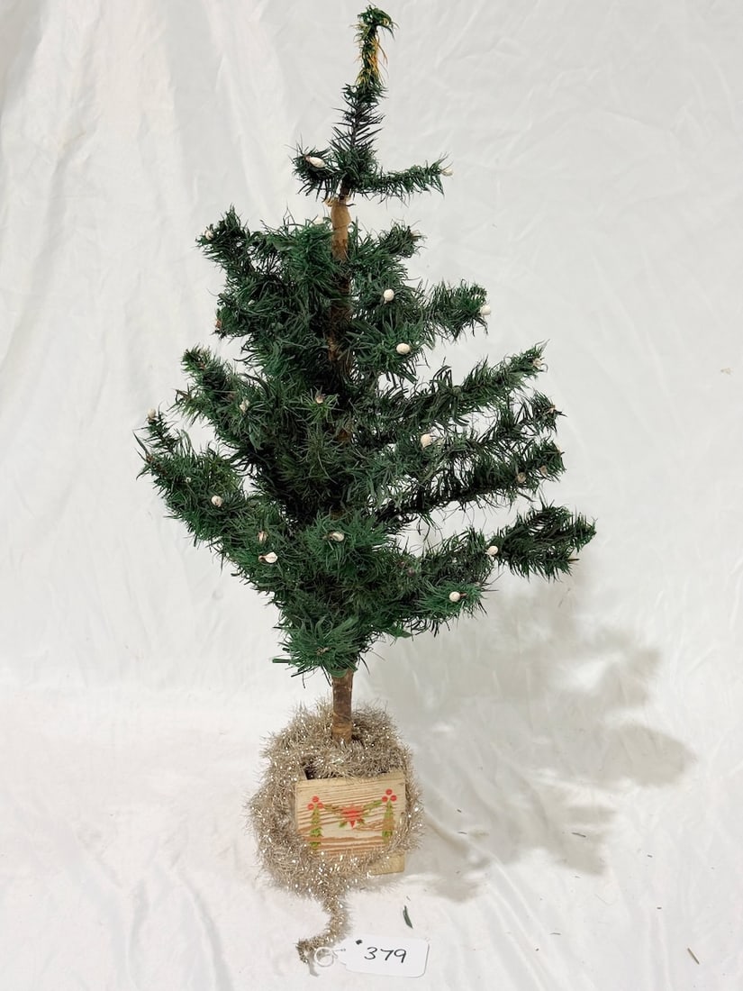 Christmas Feather Tree: 27" tall