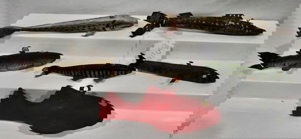 5 Carved Spearing Decoys