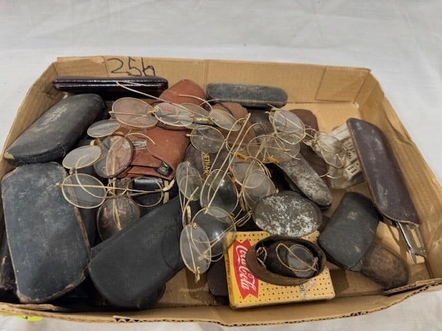 Large Group of Antique Glasses & Cases: Some gold-filled examples