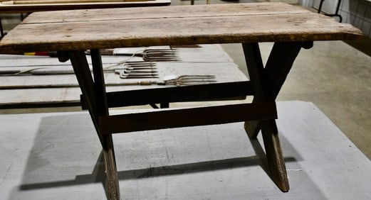 Primitive Child's Saw Buck Table