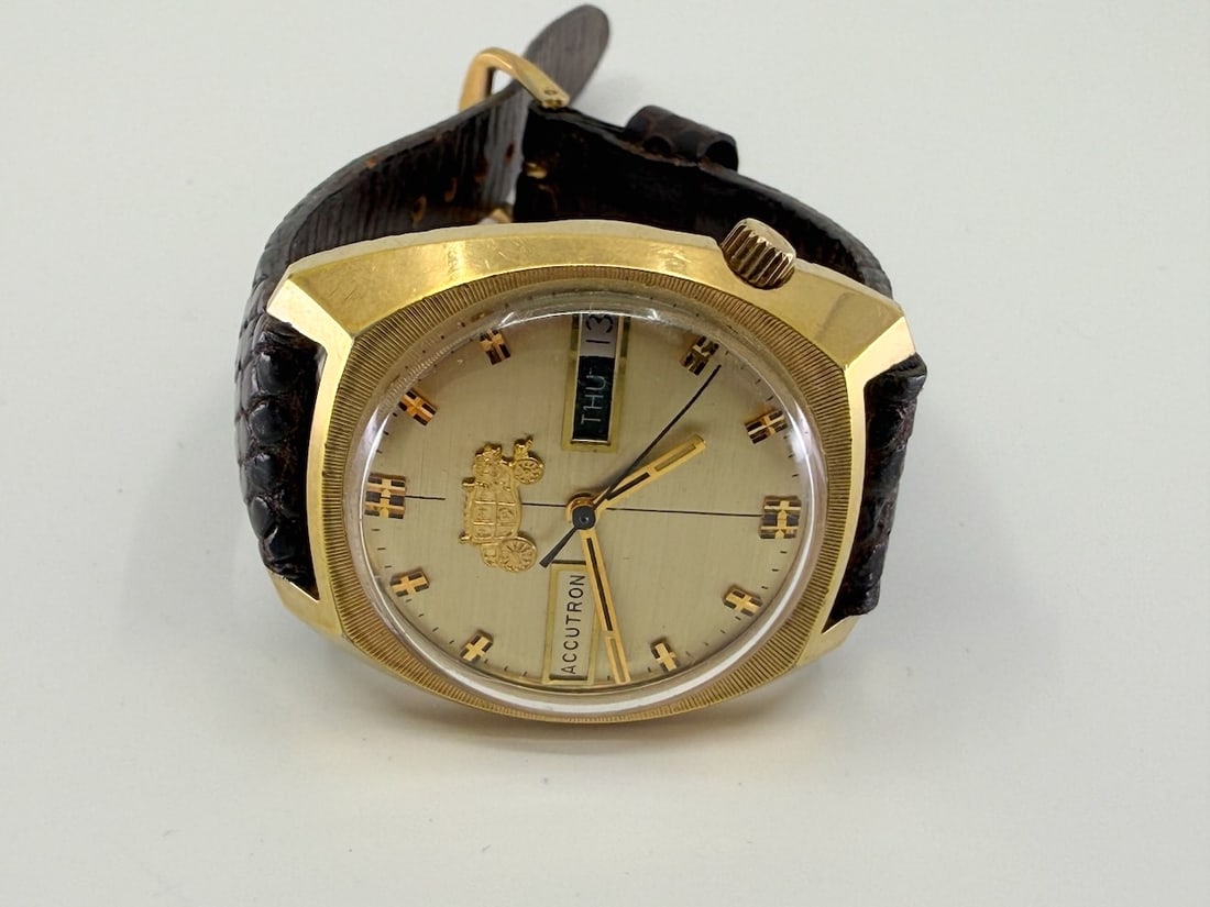 Bulova Accutron Wristwatch: Fisher Body Master Craftsman, original band