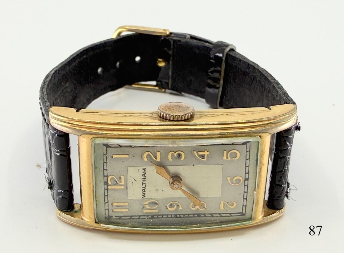 Waltham(Curve) Wristwatch: 17j, "Roy", G.F. ,c.1930