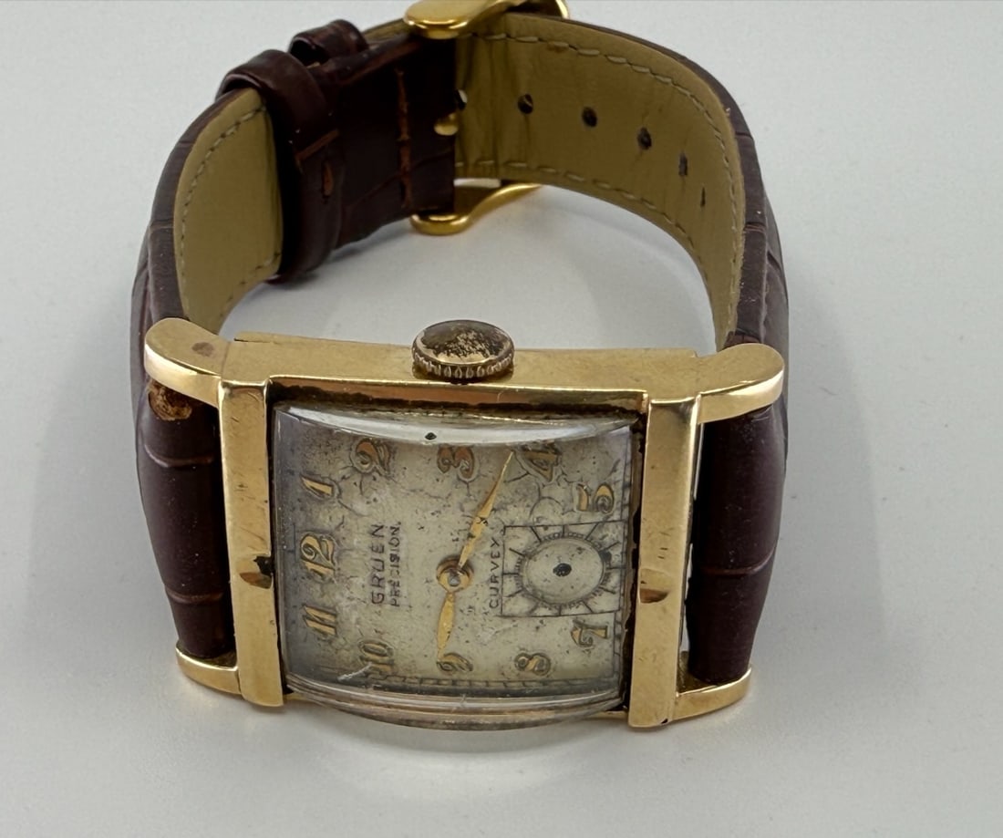 Gruen Precision Convex Wristwatch (1 of 2)