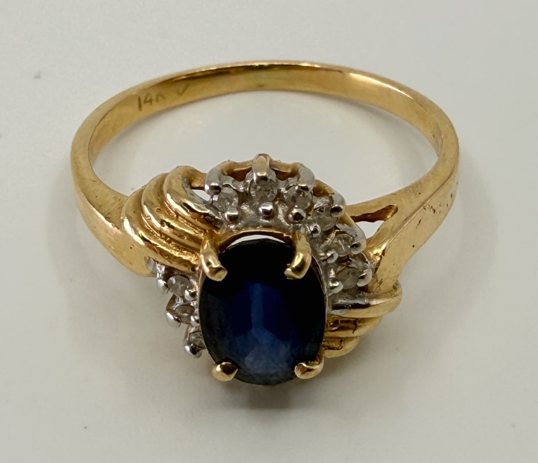 Blue Stone Ladies 14K Gold Ring (1 of 3)