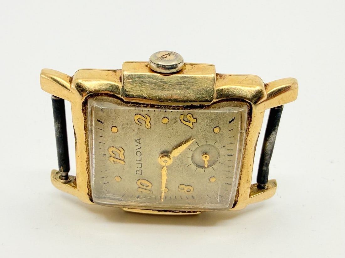 Bulova Men's Wristwatch: 14k, no band. Case no. 6673100, C1950 Total Weight 18.5g