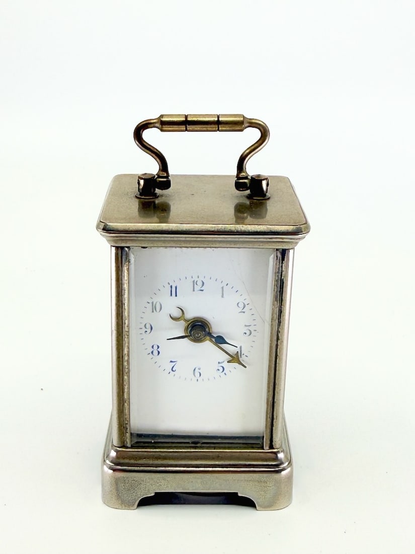 Miniature Carriage Clock and Alarm (1 of 4)