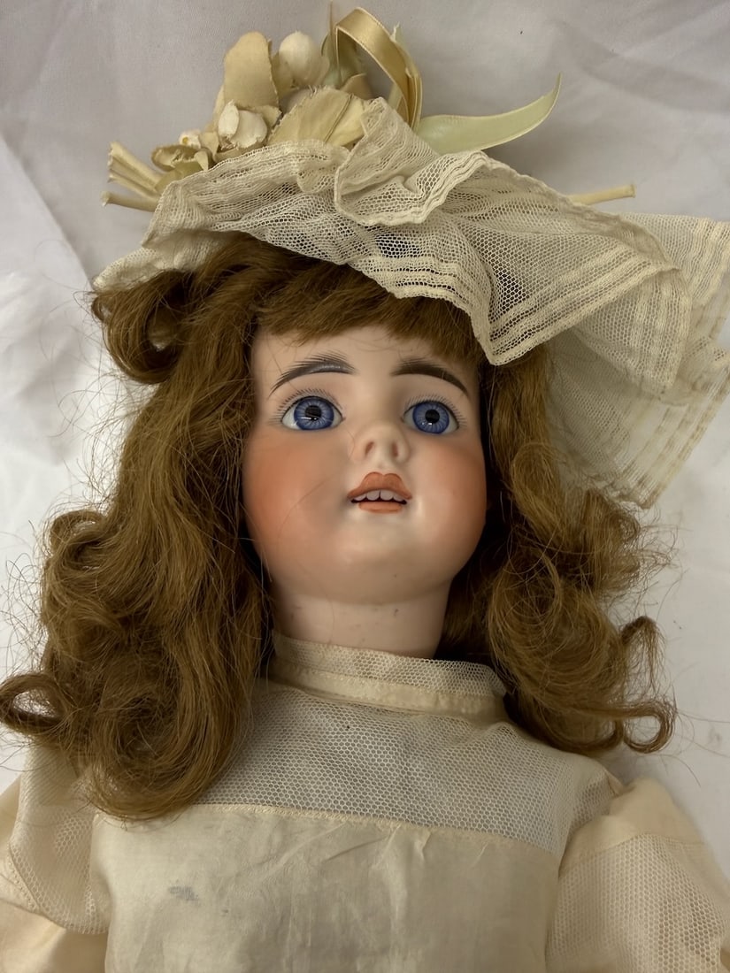 Edison Phonograph Talking Doll - 2