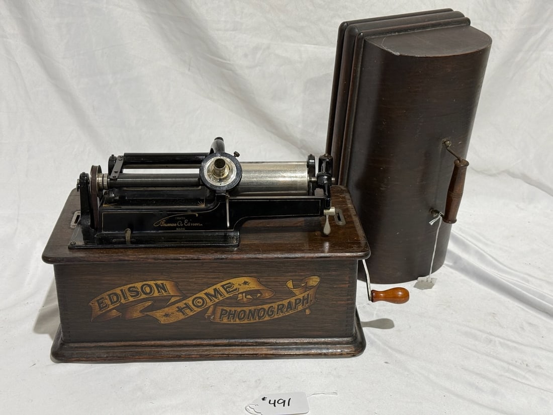 Edison Banner Home Cylinder Phonograph (1 of 3)