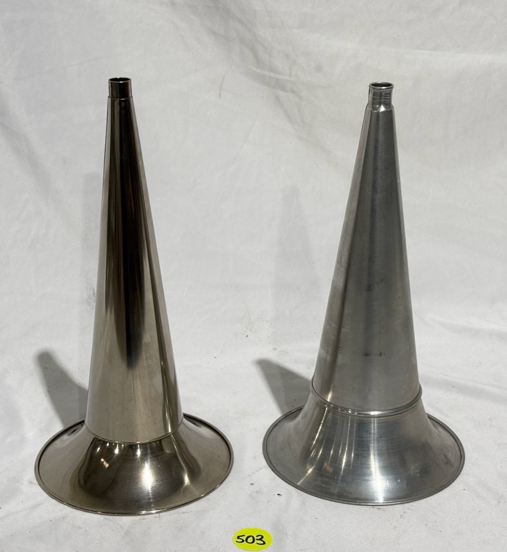 (1) Aluminum and (1) Nickel 14" Phonograph Horns (1 of 1)
