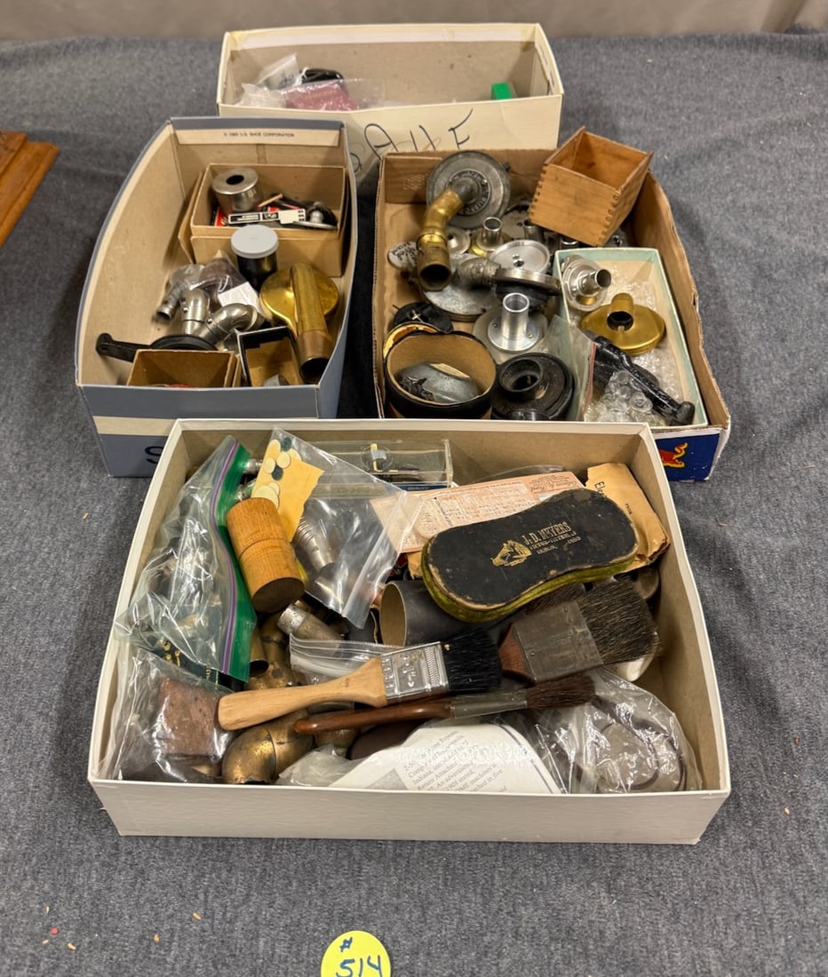3 Boxes of Phonograph Parts and Reproducers (1 of 5)