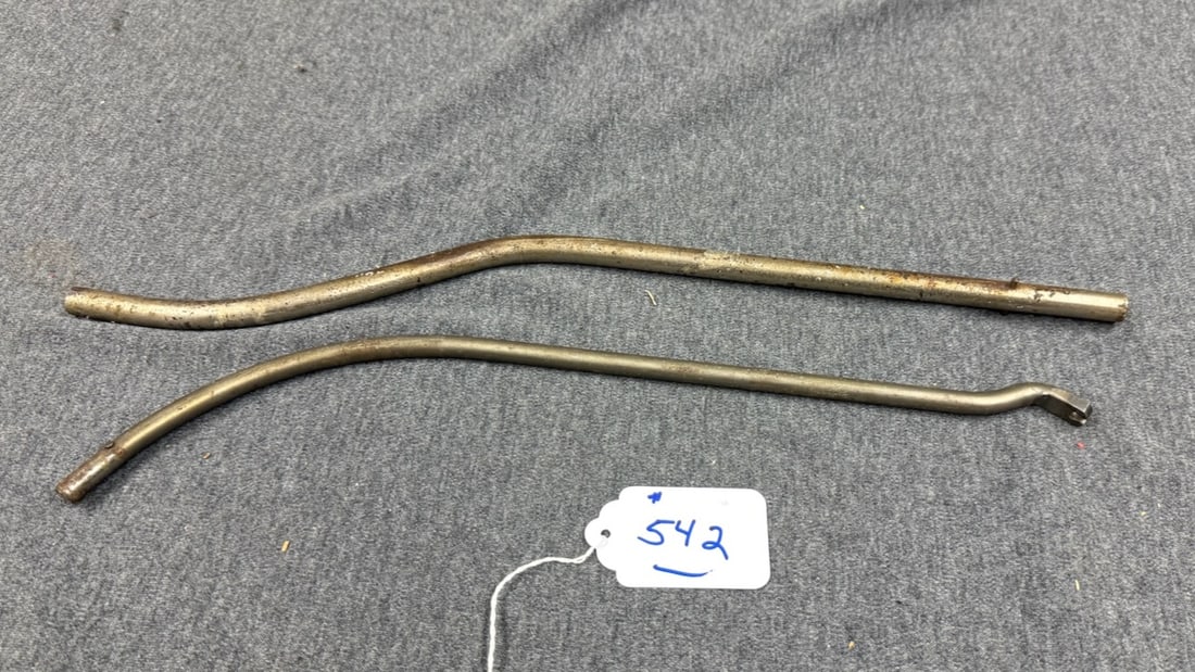 2 Piece Cygnet Horn Crane (1 of 2)