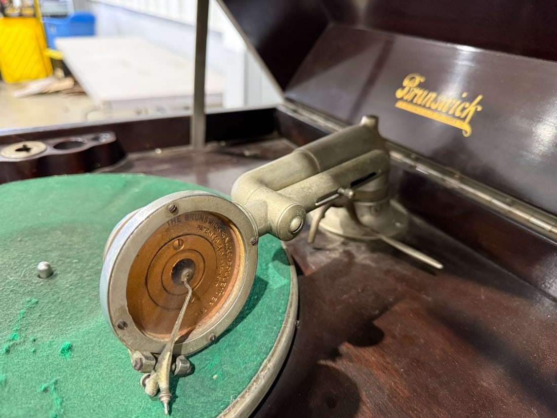 Brunswick Model Floor Model - 2