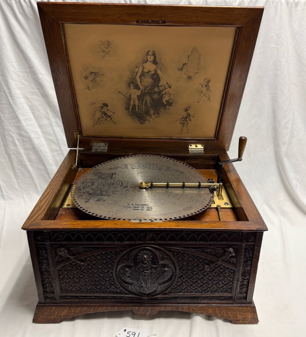 Regina 15-1/2" Style 9 Disc Music Box (1 of 8)