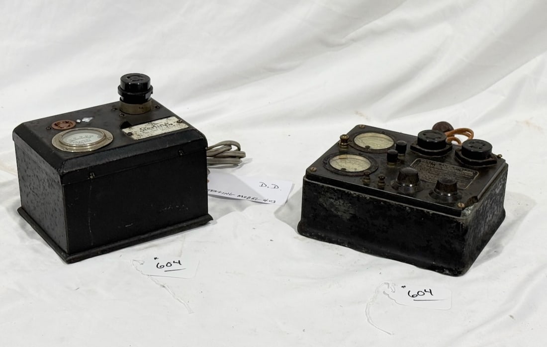 Sterling R-403 Vacuum Tube Reactivator & Weston 533 Tube Checker (1 of 5)
