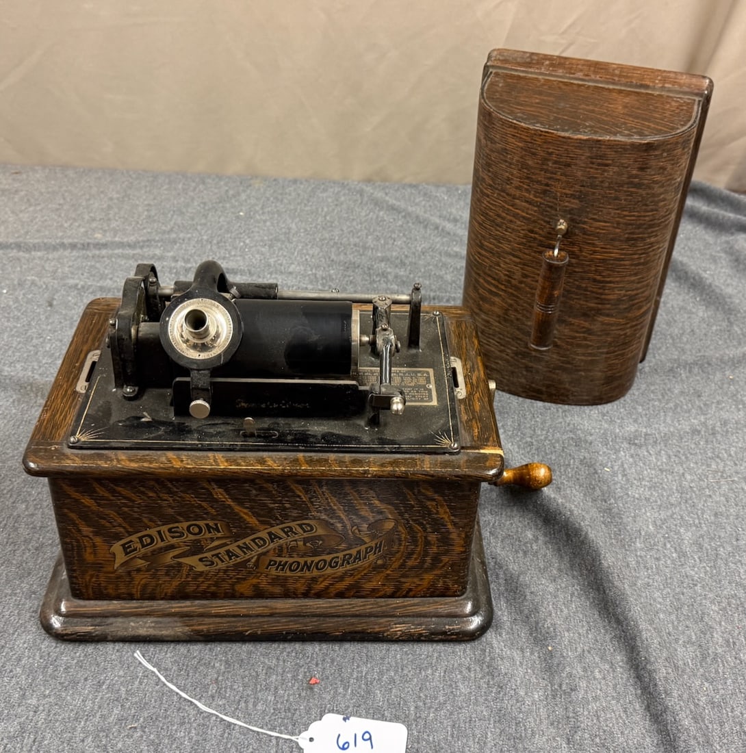 Edison Standard Cylinder phonograph (1 of 1)