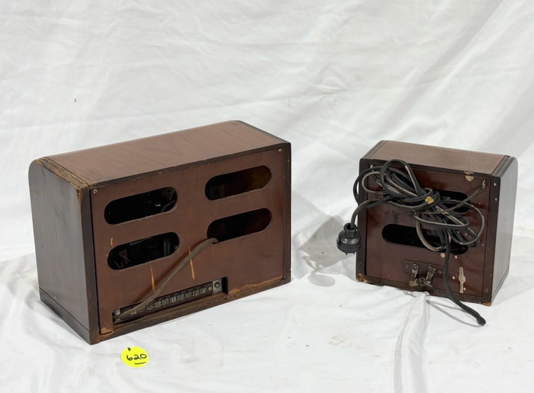 Flash-A-Call Intercom and Speaker - 4