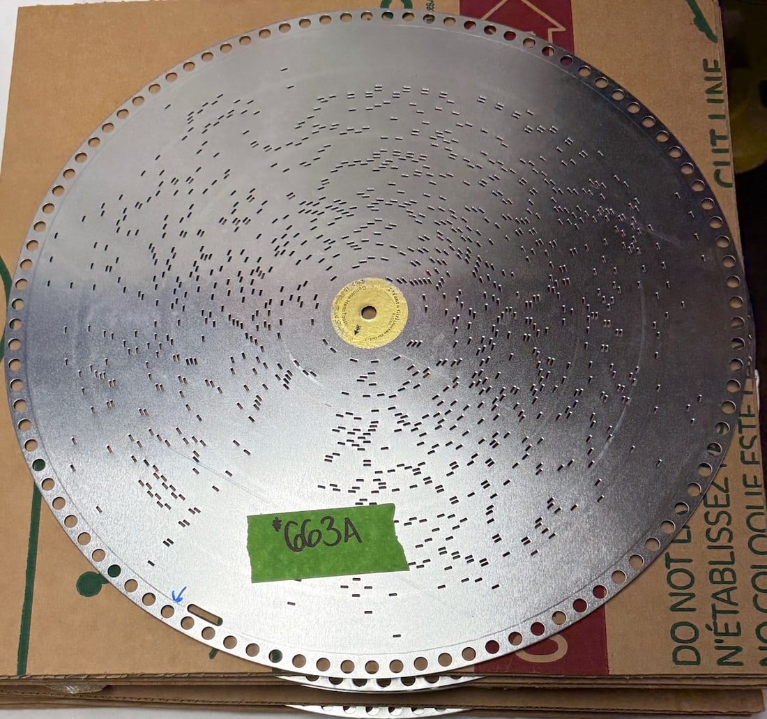 10 15-1/2" Hens Tooth Music Discs: One Lot.