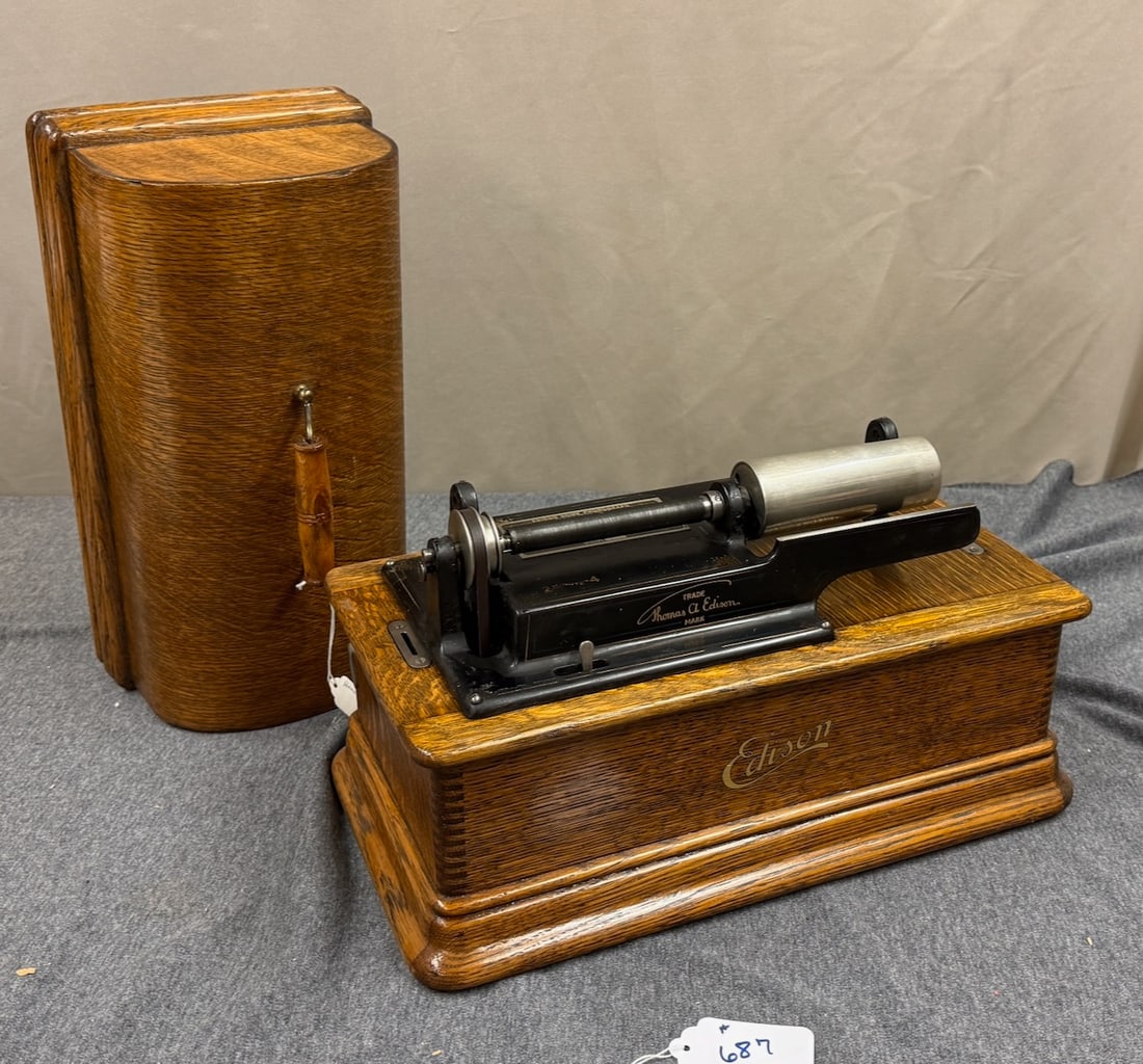 Edison Home Cylinder Phonograph (1 of 3)