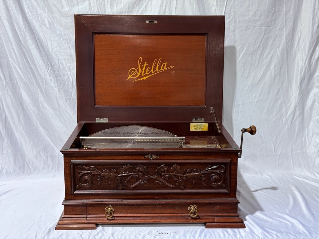 Stella 17-1/4" Disc Music Box (1 of 7)