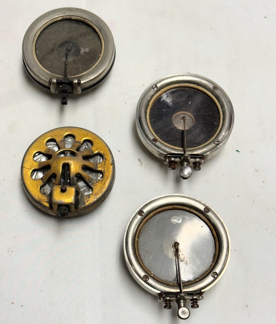 3 Columbia & 1 Orthophonic: One Lot.