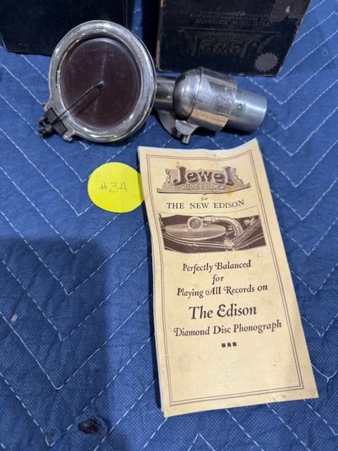 Jewel 78 rpm Adapter (1 of 2)