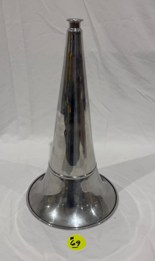 14" Columbia Repro Aluminum Horn: Excellent condition