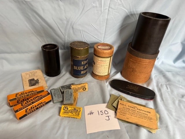 Phonograph Miscellaneous Items (1 of 1)