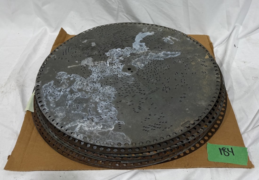 15 15-1/2" Regina Music Discs: Rough. One lot