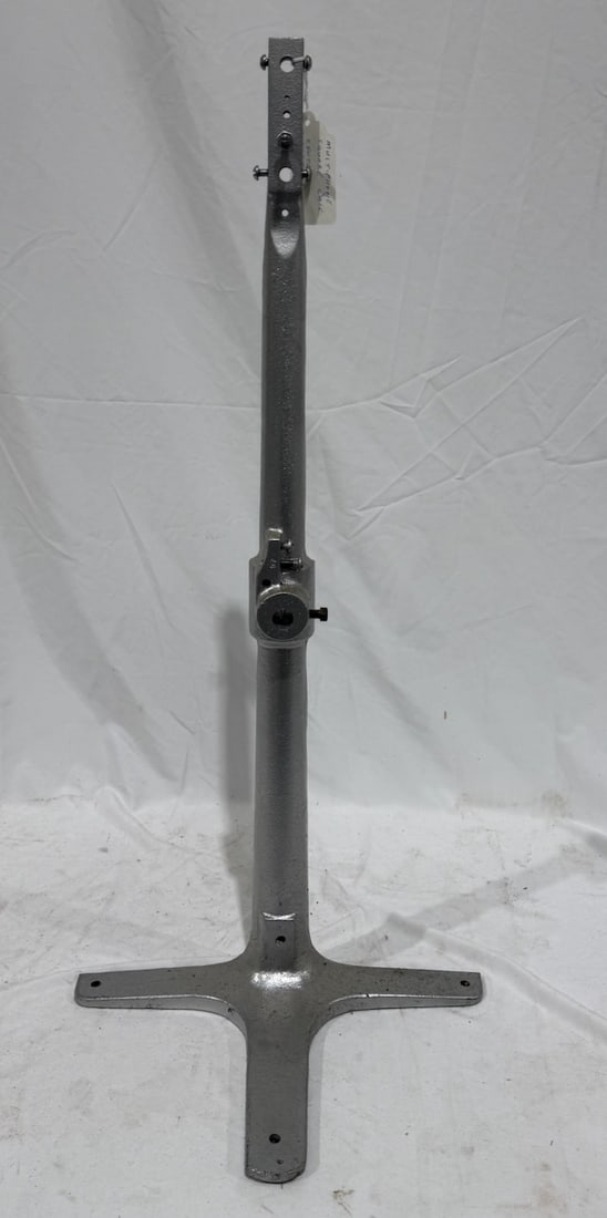 Multiphone Square Case Center Support Bracket: Recast