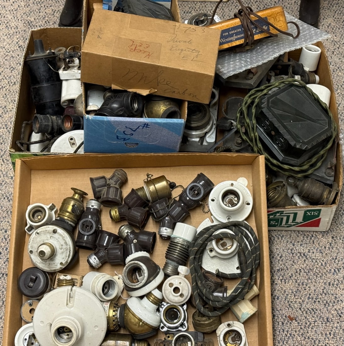 Large group of light Receptacles (1 of 2)