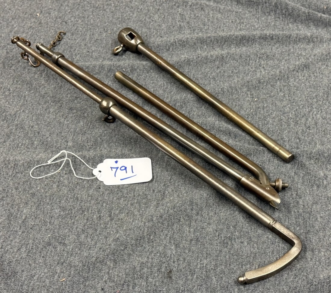 Adjustable Phonograph Horn Crane (1 of 2)