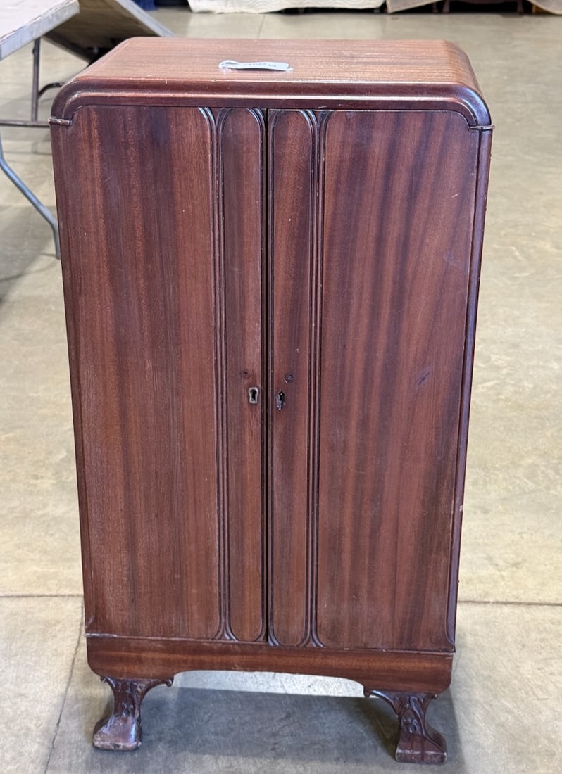 Mahogany Cylinder Record Cabinet (1 of 2)