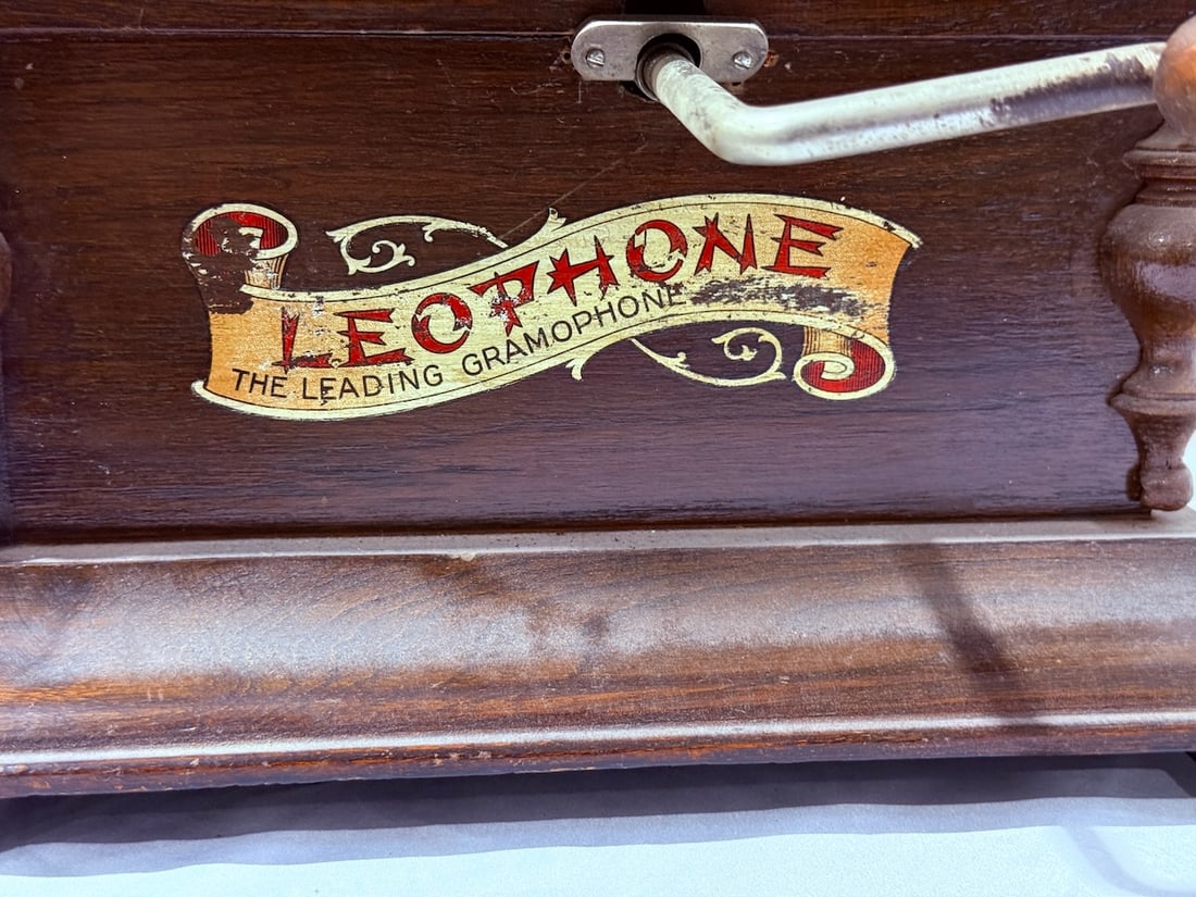 Leophone Gramophone - 2