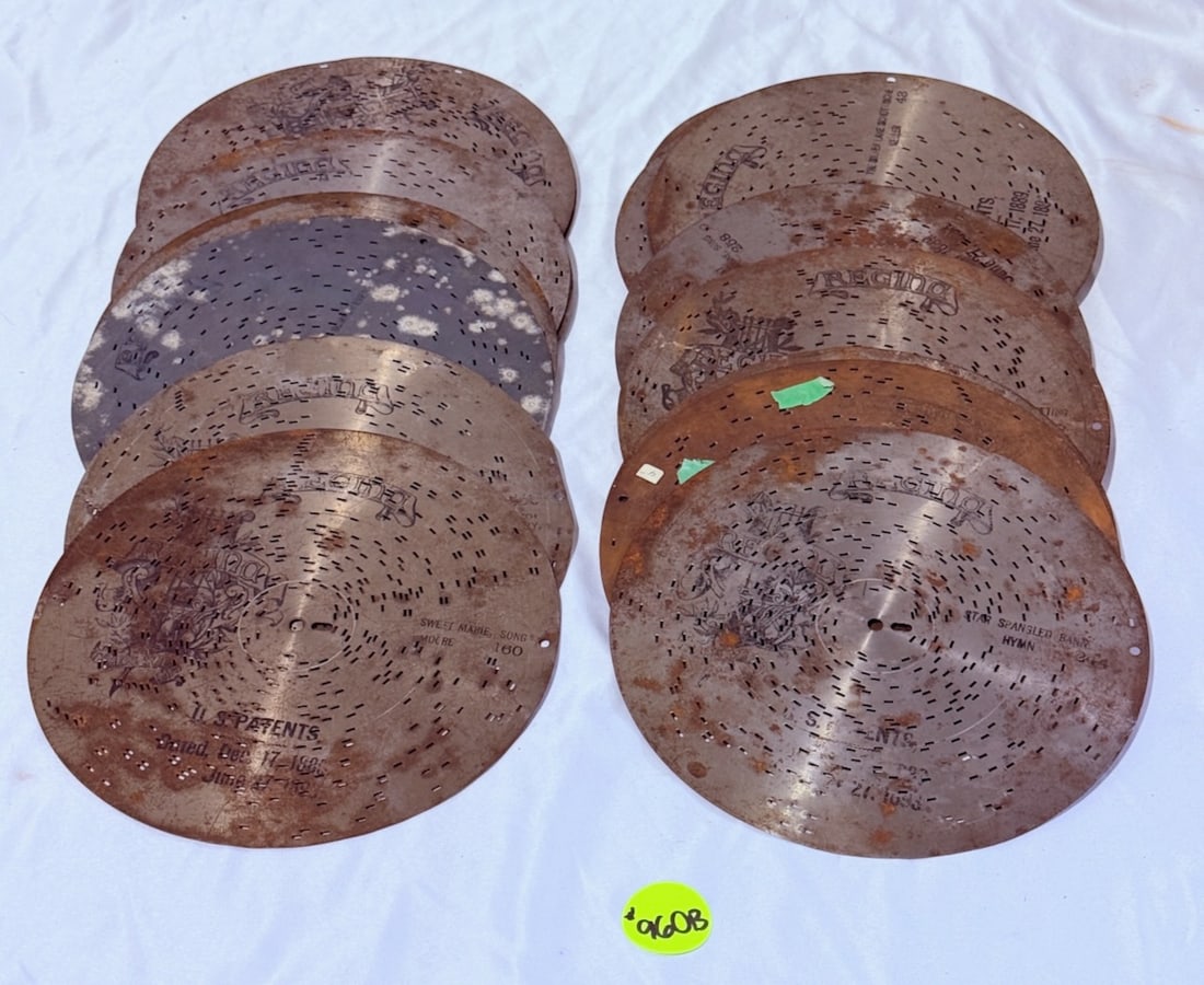 Regina 8" Music Disc: 18 total. one lot