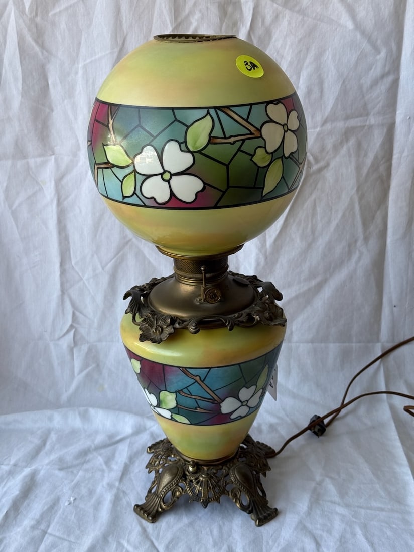 Antique GWTW Lamp (1 of 4)