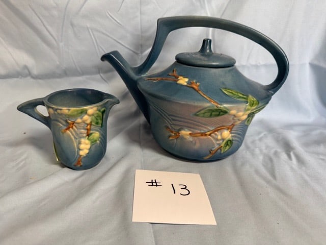Roseville Snowberry Teapot & Creamer (1 of 1)