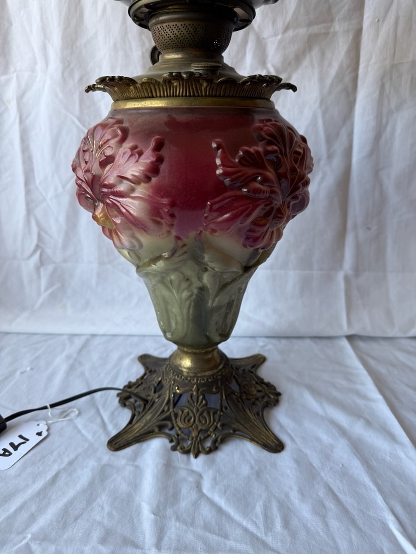 Fantastic Iris Pattern GWTW Lamp - 3