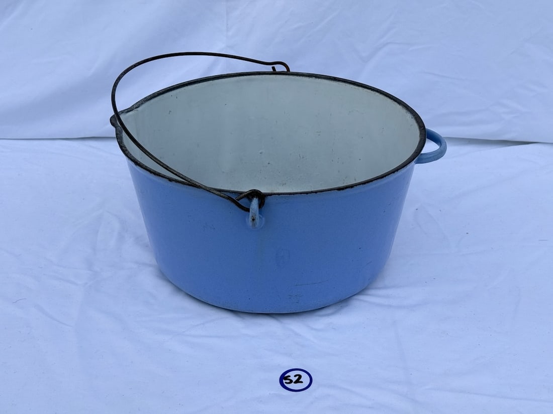 Large & Excellent Enamel & Cast Iron Pot: 13" diameter; blue with bail